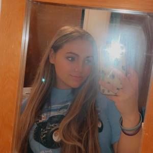 Meet your Posher, Addison